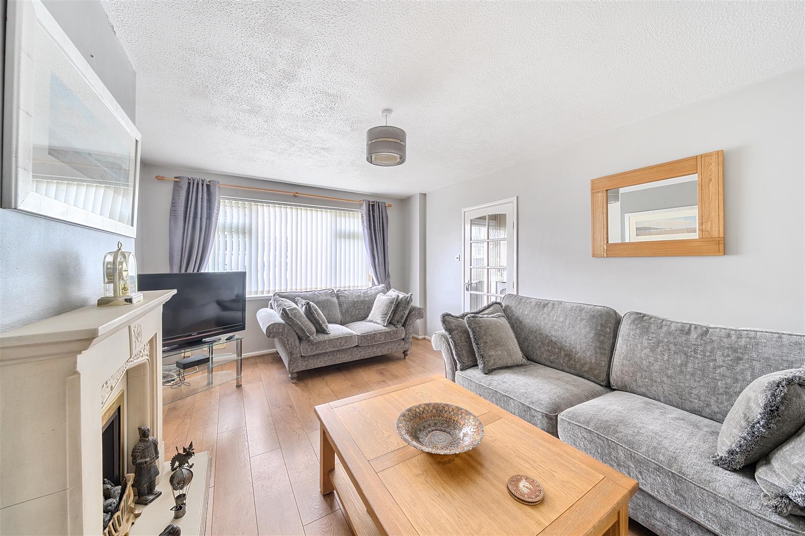 Rosewarne Close, Waunarlwydd, Swansea, SA5 4TE